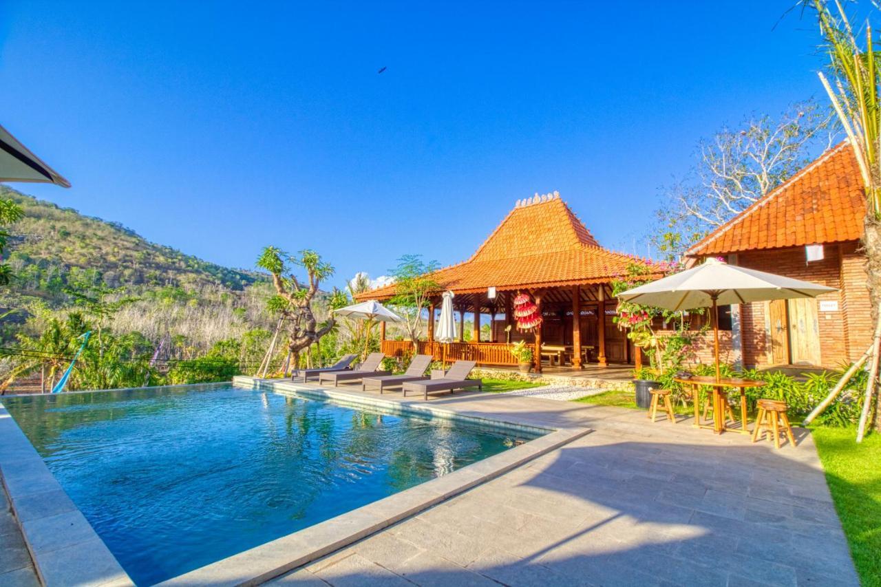 เดอะ กลุมปู วิลลา Hotel Batumadeg ภายนอก รูปภาพ